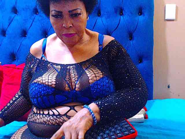 Ebonycandy10 webcam