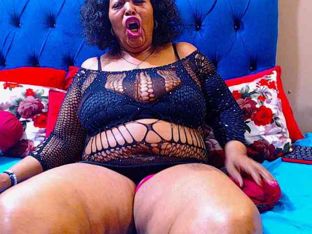 Ebonycandy10 webcam