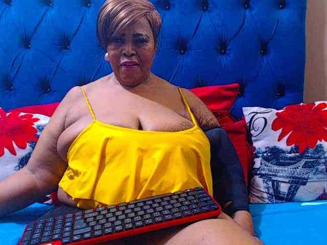 Ebonycandy10 webcam