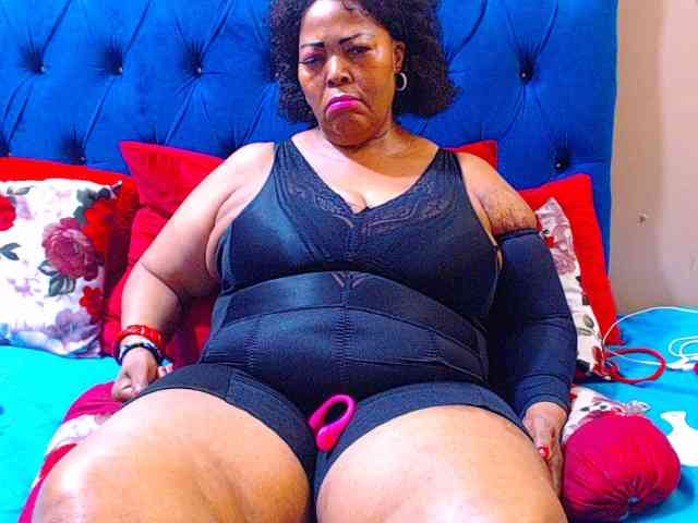 Ebonycandy10 webcam