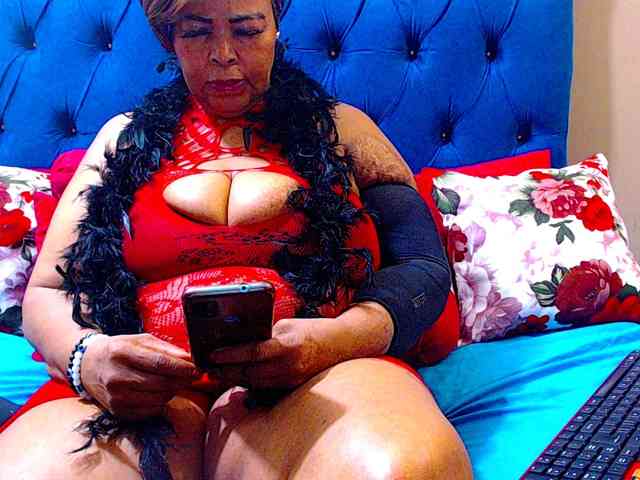 Ebonycandy10 webcam