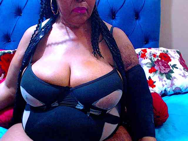 Ebonycandy10 webcam