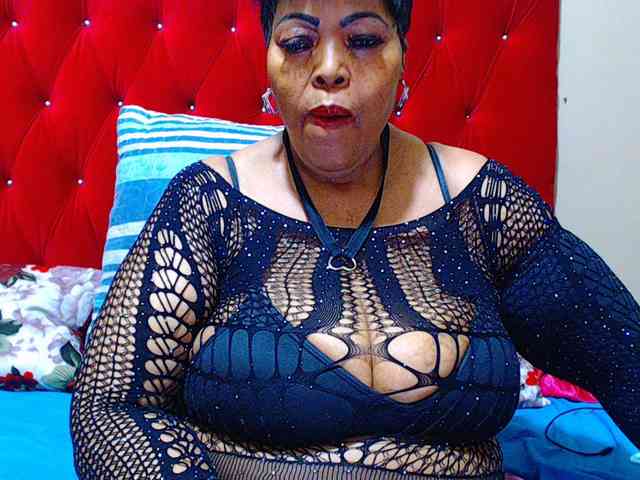 Ebonycandy10 webcam