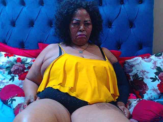 Ebonycandy10 webcam