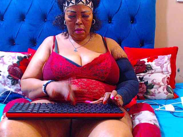 Ebonycandy10 webcam