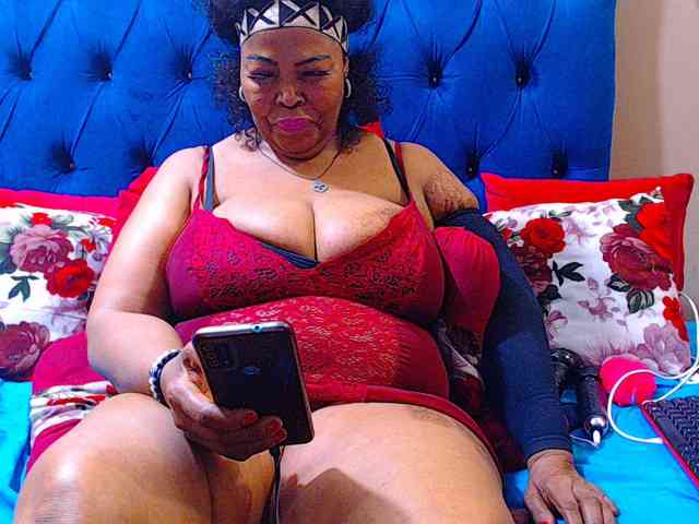Ebonycandy10 webcam