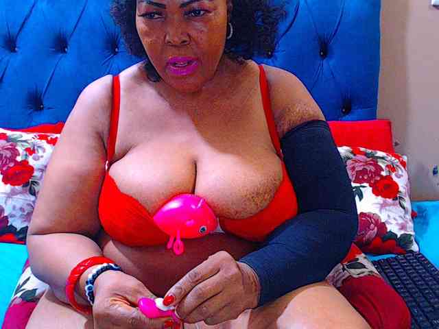Ebonycandy10 webcam