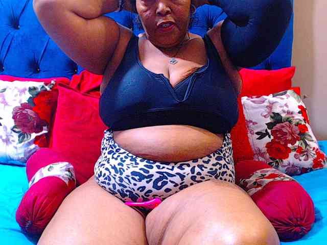 Ebonycandy10 webcam