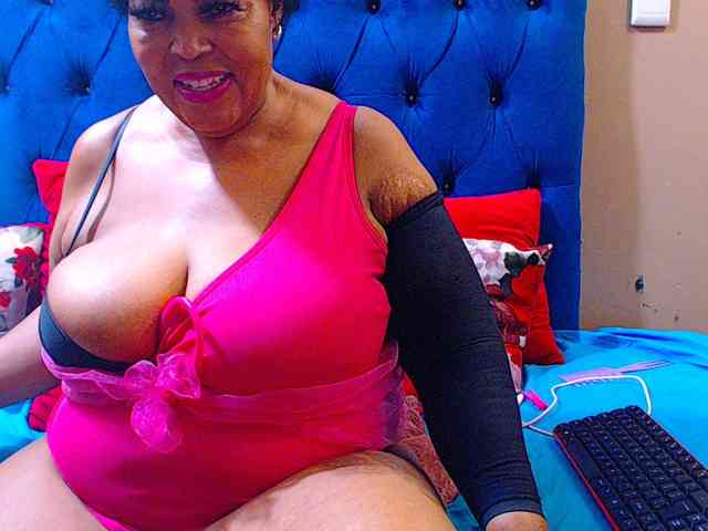 Ebonycandy10 webcam