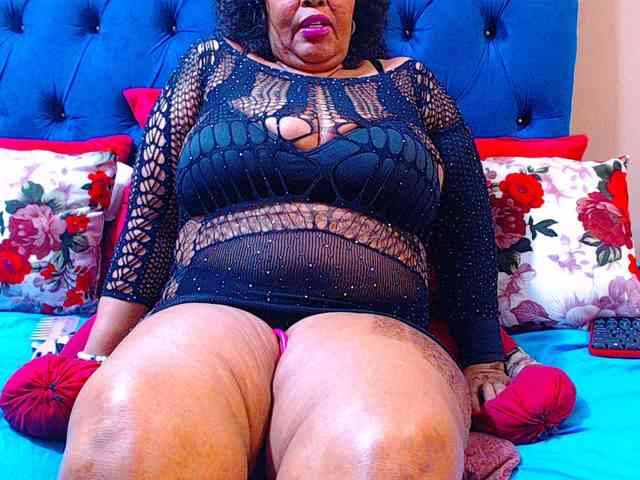 Ebonycandy10 webcam