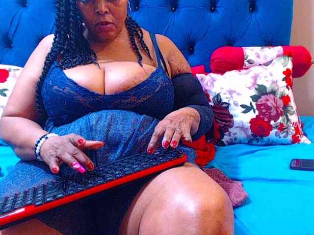 Ebonycandy10
