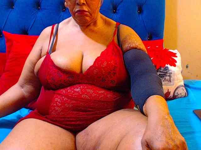 Ebonycandy10 webcam