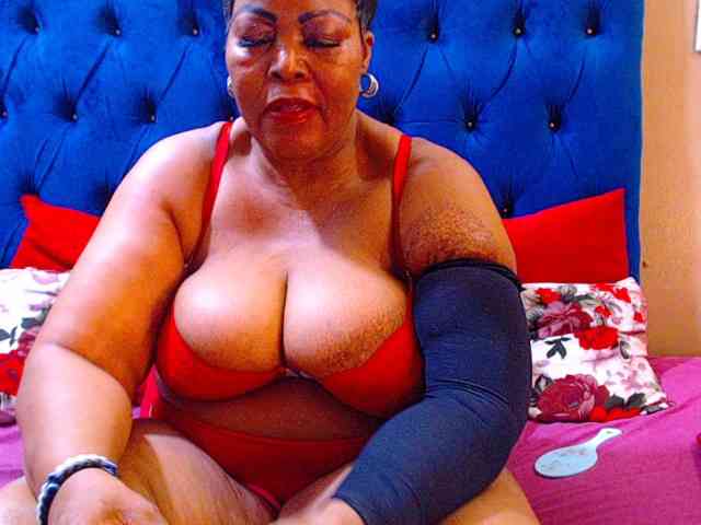 Ebonycandy10 webcam