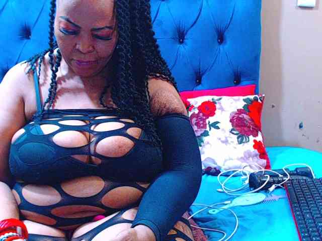 Ebonycandy10 webcam