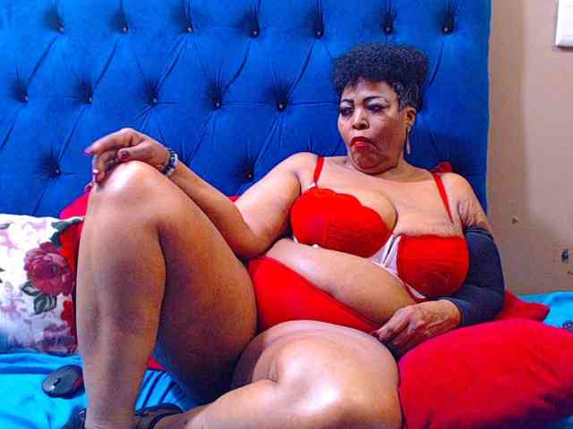 Ebonycandy10 Live Webcam on BongaCams