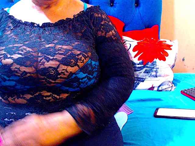 Ebonycandy10 webcam