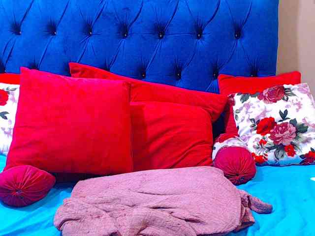 Ebonycandy10 webcam
