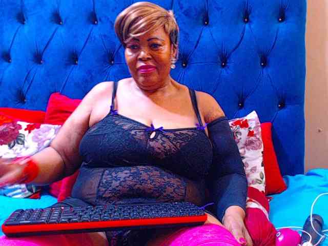 Ebonycandy10 webcam