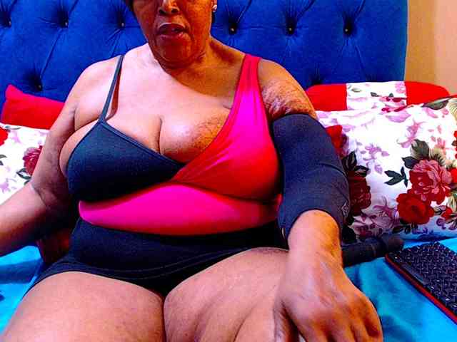 Ebonycandy10 webcam
