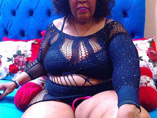 Ebonycandy10 webcam