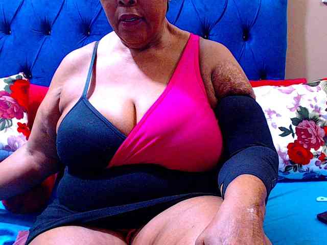 Ebonycandy10 webcam