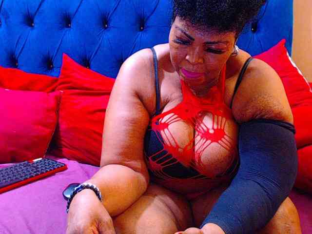 Ebonycandy10 webcam