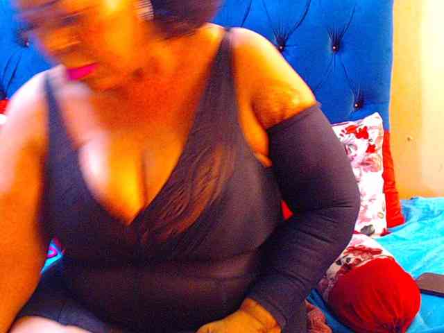 Ebonycandy10 webcam