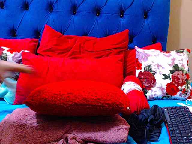 Ebonycandy10 webcam