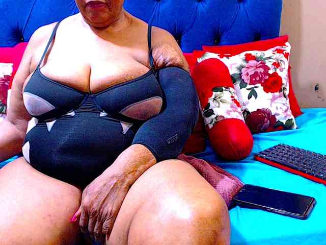 Ebonycandy10
