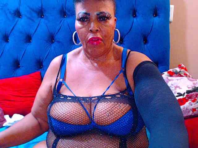 Ebonycandy10 webcam