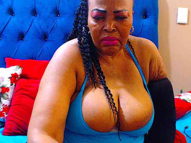 Ebonycandy10 webcam