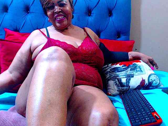 Ebonycandy10 webcam