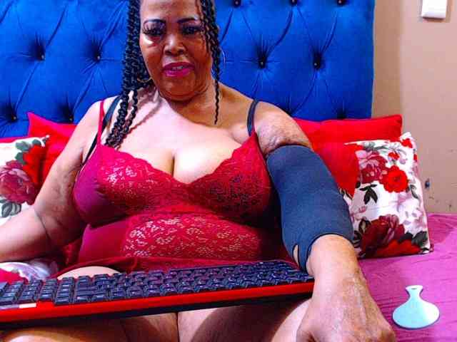Ebonycandy10 webcam