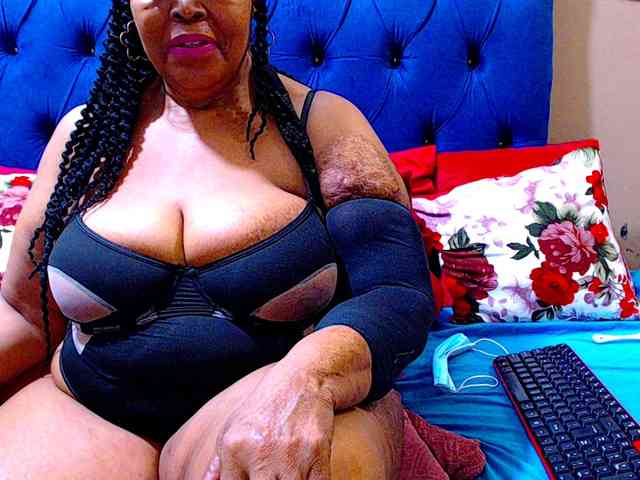 Ebonycandy10 webcam