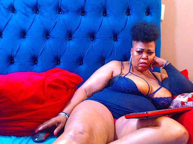 Ebonycandy10 webcam