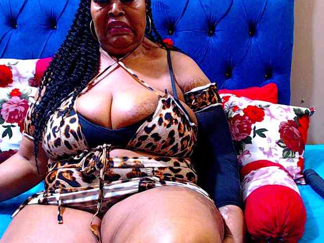 Ebonycandy10 webcam