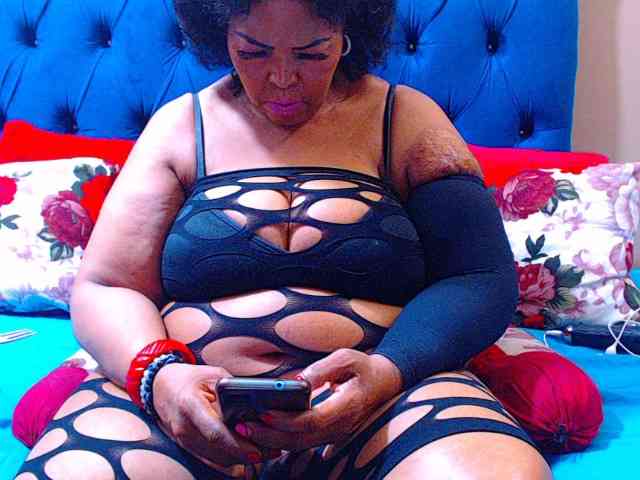Ebonycandy10 webcam
