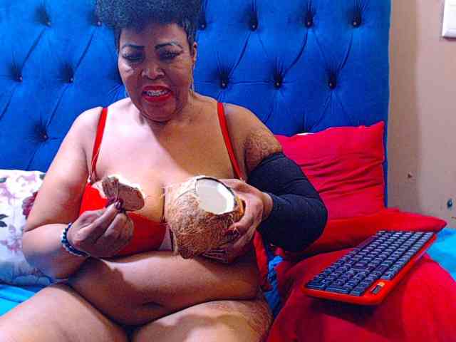 Ebonycandy10 Live Webcam on BongaCams