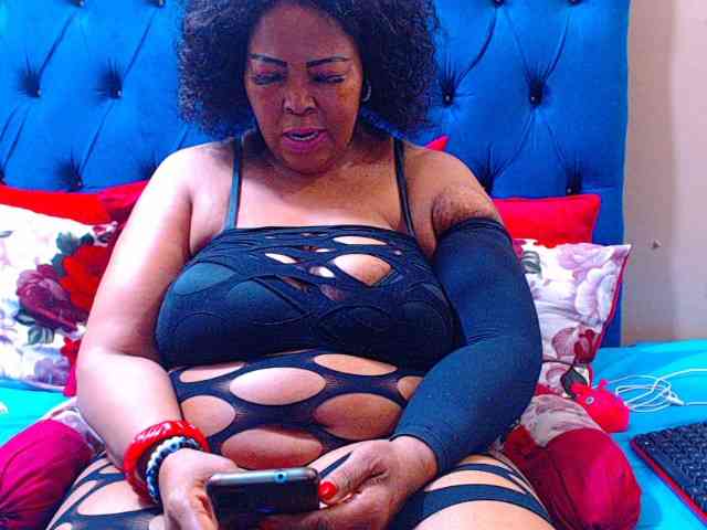 Ebonycandy10 webcam