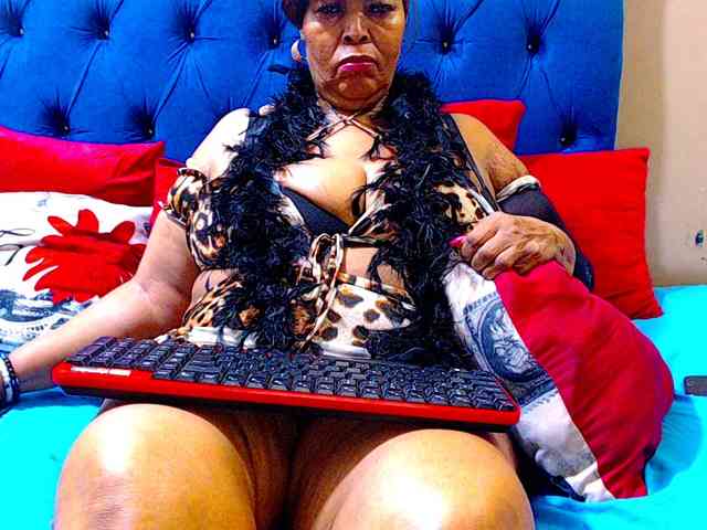 Ebonycandy10 webcam