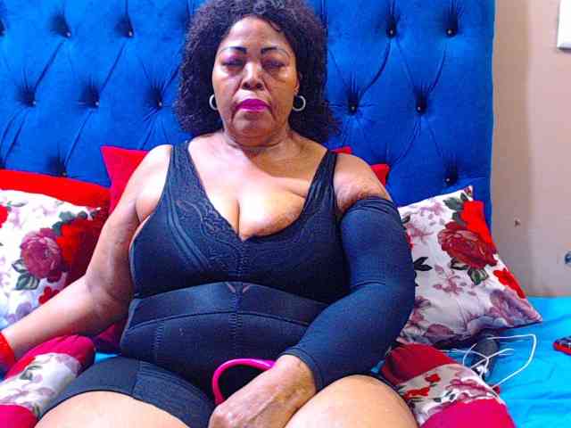 Ebonycandy10 webcam