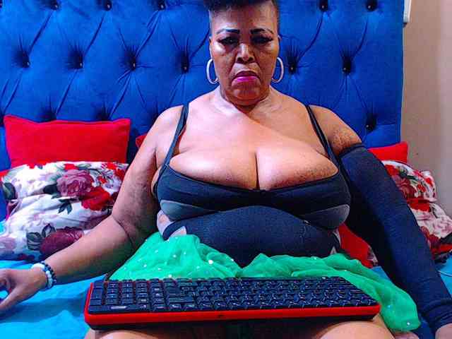 Ebonycandy10 Ebonycandy10