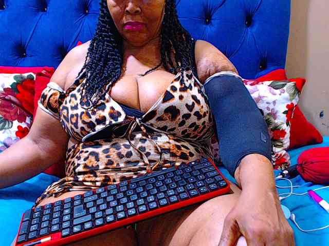 Ebonycandy10