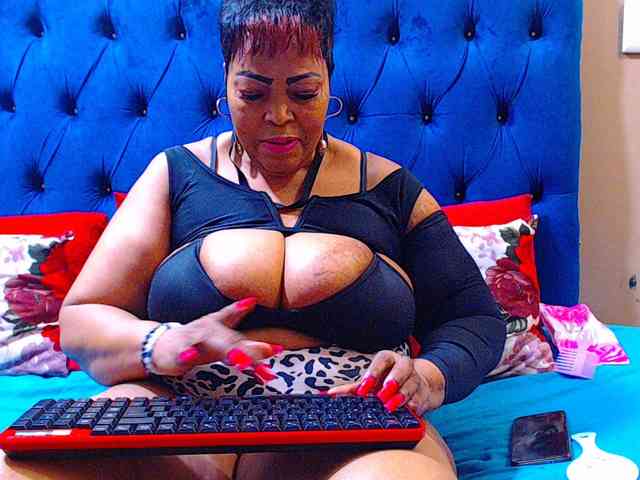 Ebonycandy10 Ebonycandy10