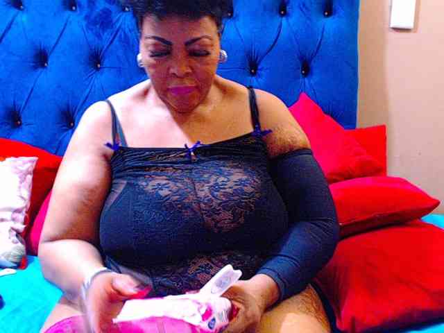 Ebonycandy10 Ebonycandy10