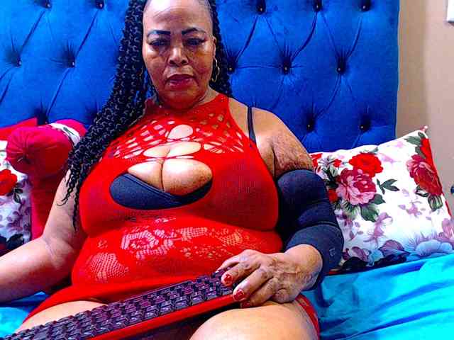 Ebonycandy10 webcam