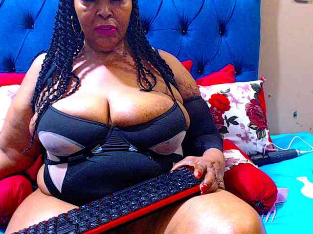Ebonycandy10 webcam