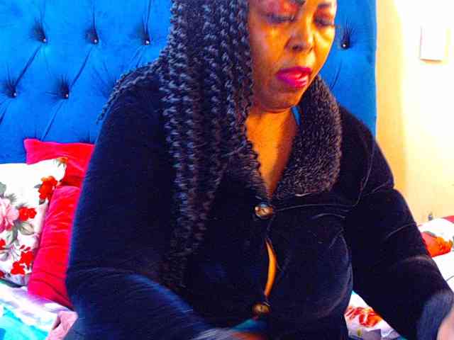 Ebonycandy10 webcam