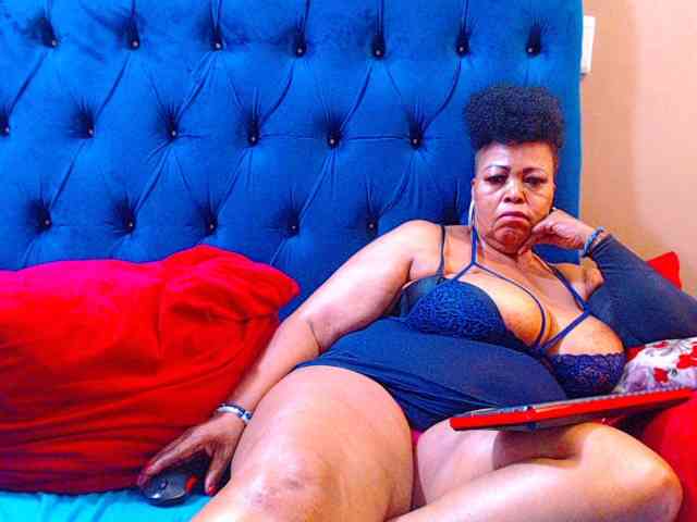 Ebonycandy10 webcam