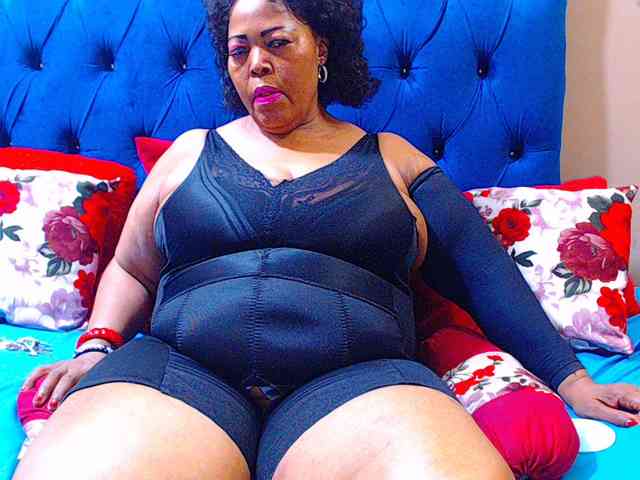 Ebonycandy10 webcam